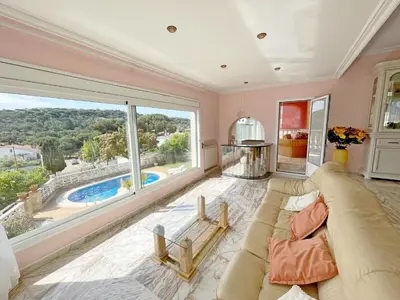 Piscina en o cerca de Villa familiar en S'Agaró con piscina privada - ES-298-53