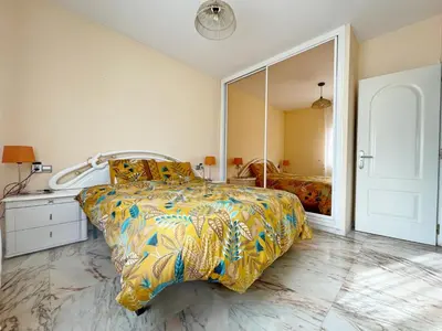 Cama o camas de una habitación en Villa familiar en S'Agaró con piscina privada - ES-298-53