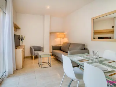 Zona de estar de Apartamento céntrico en S'agaró con parking y balcón - ES-298-48