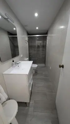 Un baño de Tropicana–30m de la Playa con Parking y A/C