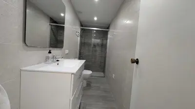 Un baño de Tropicana–30m de la Playa con Parking y A/C