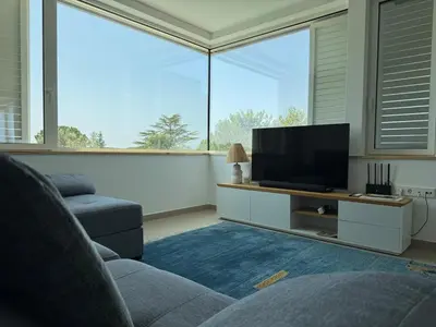 Una televisión o centro de entretenimiento en Palau Viewpoint - Attic