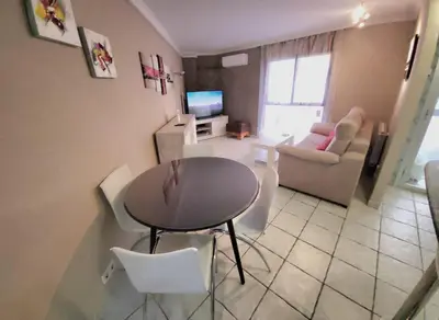 Una televisión o centro de entretenimiento en Cozy Blanes Apartment