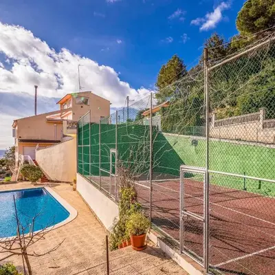 Pet Friendly Home In Santa Susanna