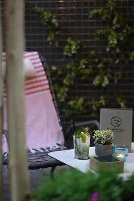 Jardín al aire libre en Apartaments Plaça Del Vi