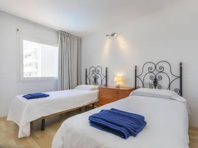 Cama o camas de una habitación en Apartment Blanes Playa by Interhome