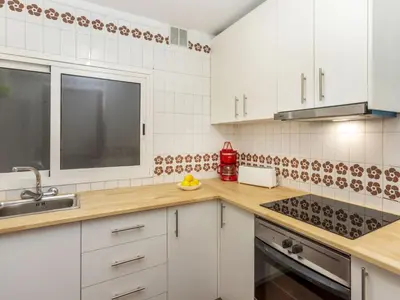 Una cocina o zona de cocina en Apartment Verd by Interhome