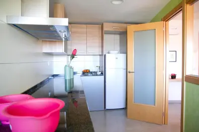 Una cocina o zona de cocina en SANTA SUSANNA Chic! Apartments by ALEGRIA