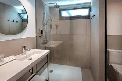 Un baño de GHT Sa Riera