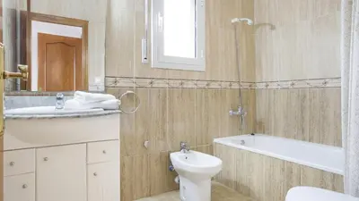 Un baño de 2Caro - Lloret de Mar