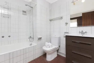 Un baño de 2MG - Blanes