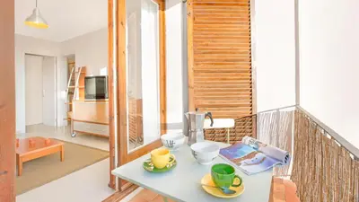 Comida en o cerca de este apartamento