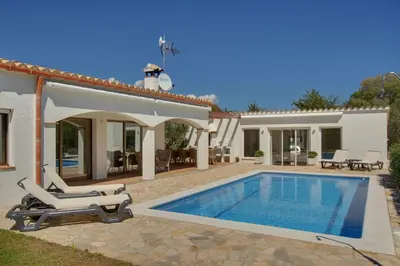 Piscina en o cerca de Casa Peters