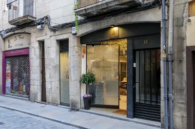 Fachada o entrada de Old Side Girona One