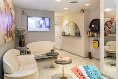 Una televisión o centro de entretenimiento en Hotel Bulevard