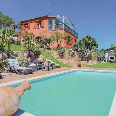 Beautiful Apartment In Palamós