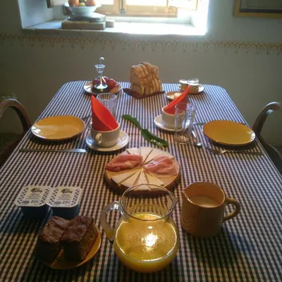 Comida en o cerca of this country house