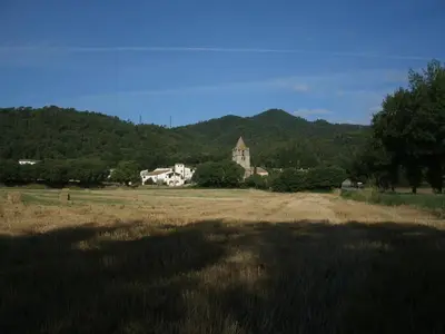 Paisaje cerca of this country house