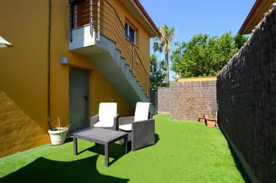 Jardín al aire libre en Trias Plaza