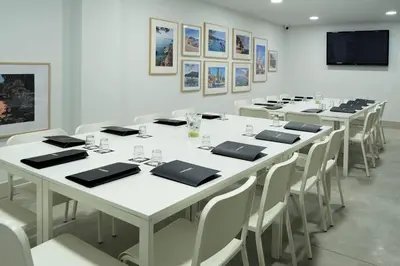 Una televisión o centro de entretenimiento en Hotel Acapulco