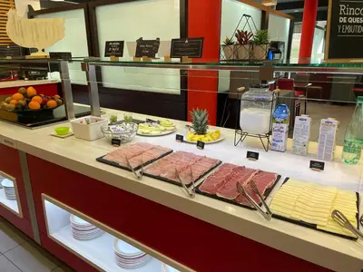Comida en o cerca de este hostal o pensión