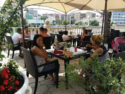 Clientes alojados en Hotel Bonsol ADULTS ONLY