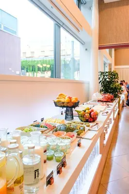 Comida en o cerca de este hotel