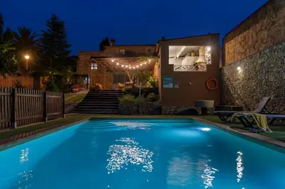 Piscina en o cerca de Can Nentia