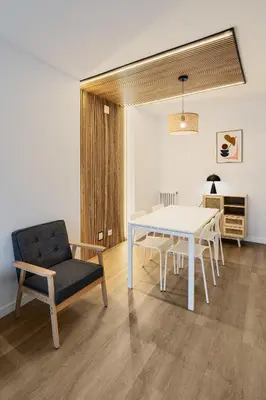 Zona de estar de Apartamento con dos grandes terrazas en Girona