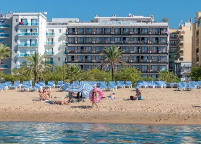 Playa de o cerca de este hotel