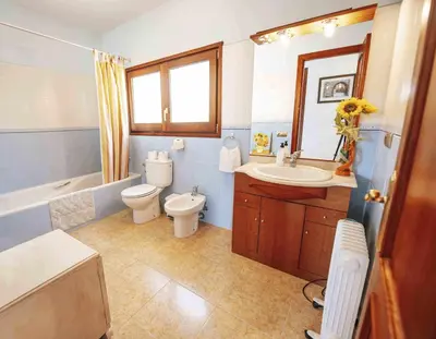 Un baño de Can Lari (Chalet)