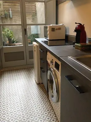Una cocina o zona de cocina en Allotjament Barri Vell Girona