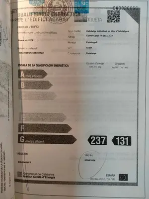 Certificado, premio, señal o documento que está expuesto en LLAFRANC 100 - calle Coral-