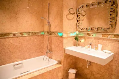Un baño de Eco Geo Sol