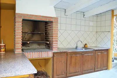 Una cocina o zona de cocina en Villa Doris