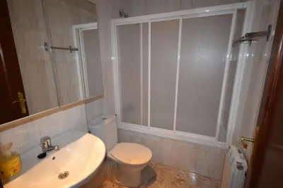 Un baño de Playa Fenals Sol y Mar
