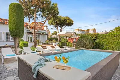 Piscina en o cerca de Villa Erika Beach House
