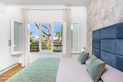 Cama o camas de una habitación en Villa Erika Beach House