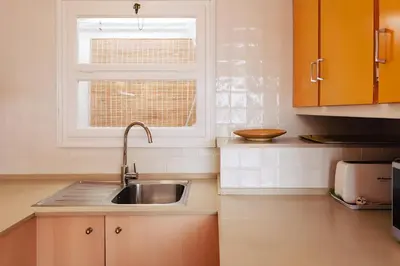 Una cocina o zona de cocina en Tamariu Beach 2 · Terrace Penthouse on the Beach