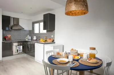 Una cocina o zona de cocina en Pierre & Vacances Blanes Playa