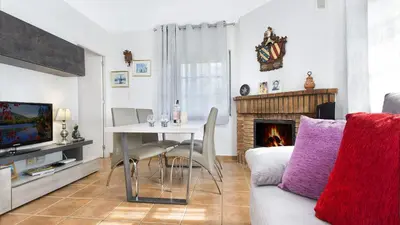 Una televisión o centro de entretenimiento en 2Fina01 - Lloret de Mar