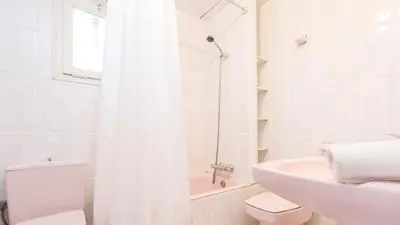 Un baño de Oren 12 - Pals
