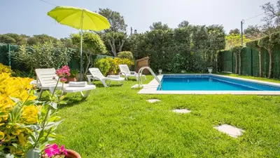 Piscina en o cerca de 1 TP - Esclanya