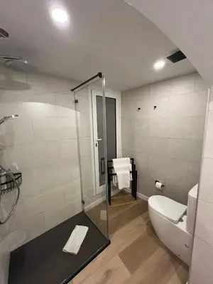 Un baño de Calendula Hotel & Apartaments