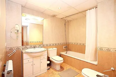 Un baño de Apartament Duplex Llaverias
