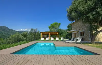 Piscina en o cerca de Can Jan de Castanyet