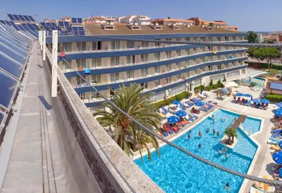 Piscina en o cerca de GHT Aquarium & Spa