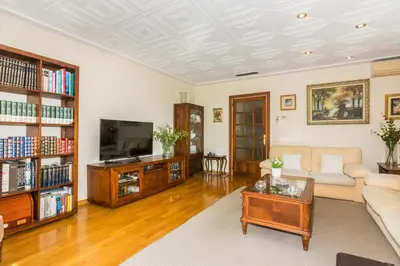 Una televisión o centro de entretenimiento en HomeHolidaysRentals Amaral