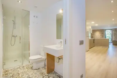 Un baño de Flateli - Plaça Catalunya 42
