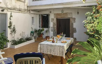 Un patio o zona al aire libre en Lovely Apartment In Pineda De Mar
